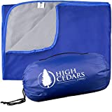 High Cedars Living XL Manta impermeable con forro polar cálido, la mejor manta para exteriores para clima frío, estadios, campamentos, deportes, picnics, festivales, playa, viajes, automóviles, ropa, lavado a máquina, 78 x 55 pulg.